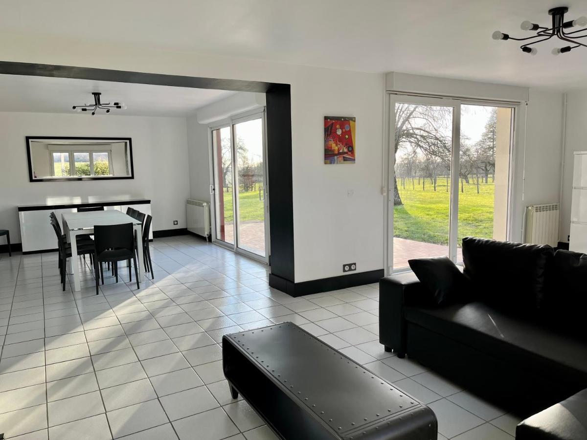 Gite A L'Oree Du Pre Villiers-Saint-Benoit Exteriér fotografie