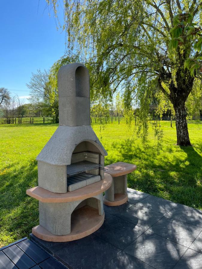Gite A L'Oree Du Pre Villiers-Saint-Benoit Exteriér fotografie
